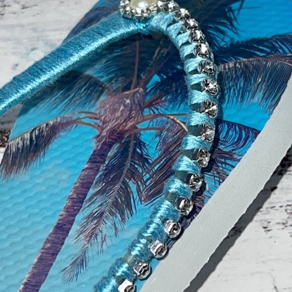 Tropical Flip Flops, Rhinestones, Crystals, Beach Wedding, Pool Party Gift Sz 6 - Picture 15 of 16